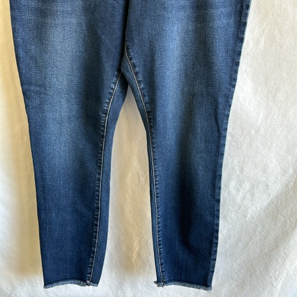 Kut from the Kloth raw hem skinny jeans, size 14 - Picture 3 of 12